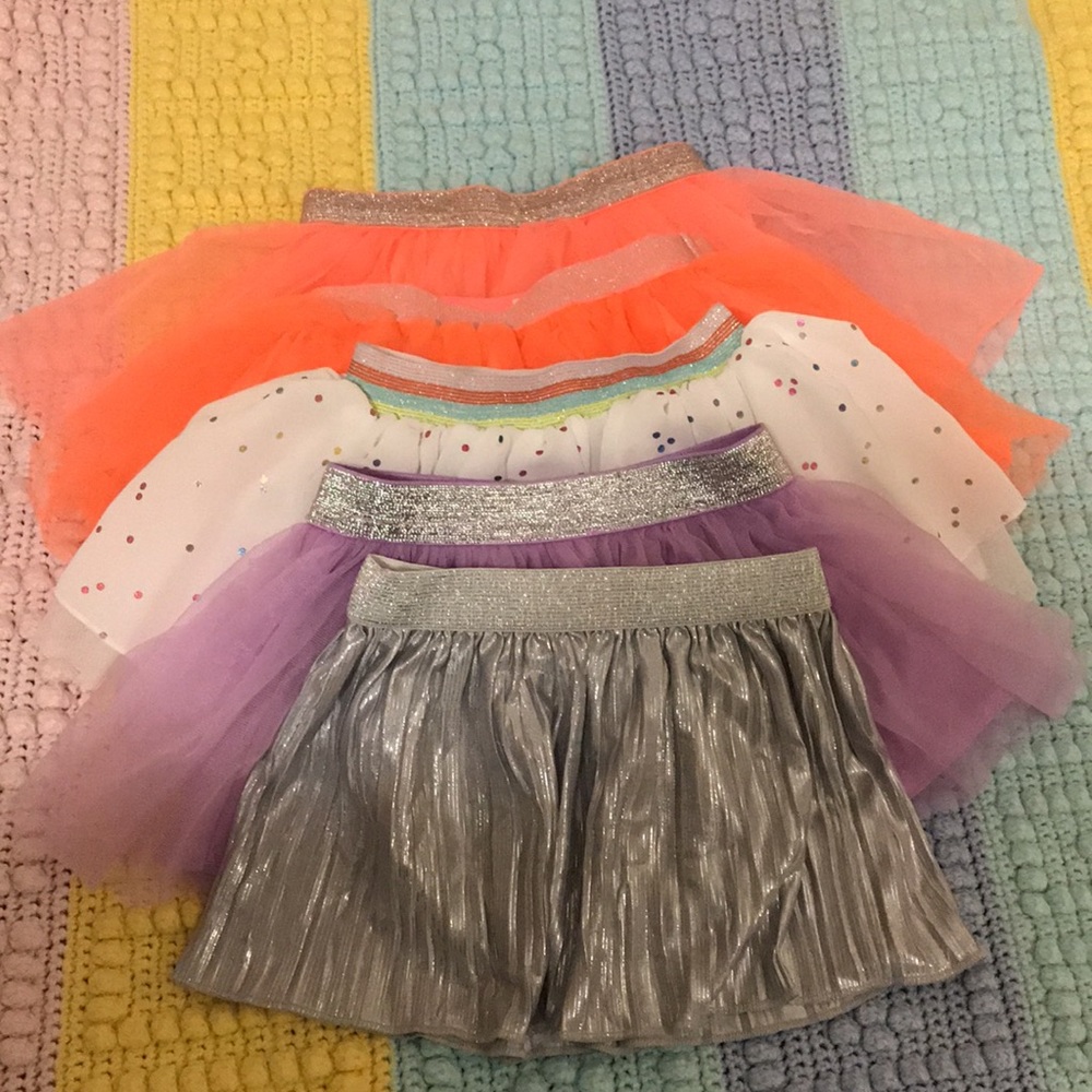 Tutu Lot. - Picture 2 of 2
